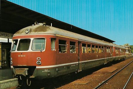 DB Akkumulator-Triebwagen 517 003-0 Bahnhof Limburg (Lahn). Eisenbahn Bestell-Nr. 1275