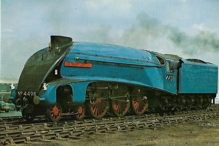 British Railways Schnellzug-Lokomotive Nr. 4498 „Sir Nigel Gresley“in Rainhill. Liverpool and Manchester Railway. Eisenbahn Bestell-Nr. 1285