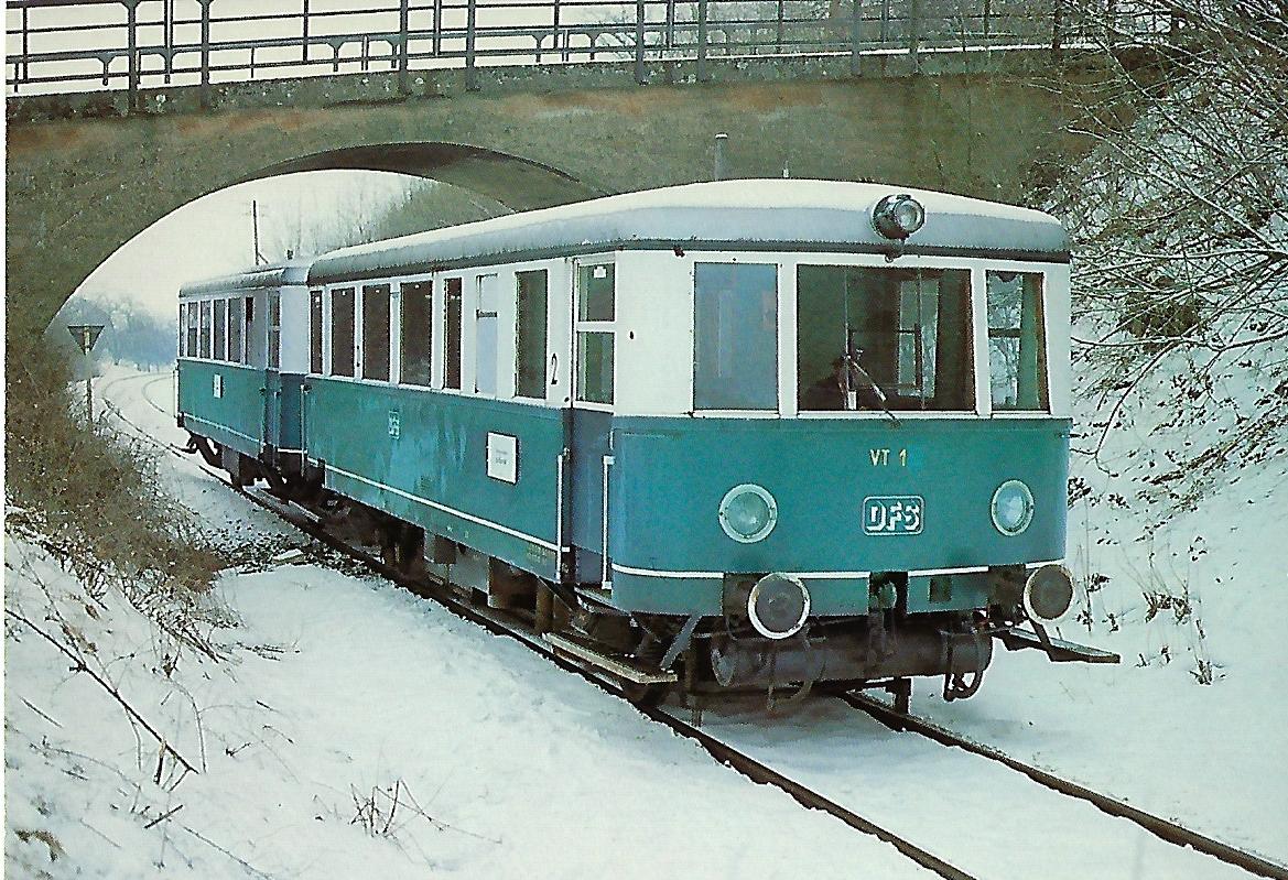 VT 1 (ex DB VT 70 919) bei Ebermannstadt am 1.3.1981. Eisenbahn Bestell-Nr. 10249