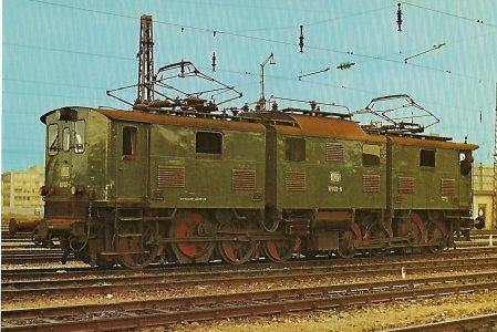 191 011-6 (Bayerische EG 5) Elektrische Güterzuglokomotive im Bw München Hbf. 1975, Krauss/AEG/WASSEG 1925, C’C‘. Eisenbahn Bestell-Nr. 10275