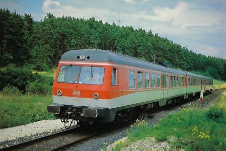 614 004-0 DB dieselhydraulischer Triebwagen bei Adelsdorf. Eisenbahn Bestell-Nr. 10315