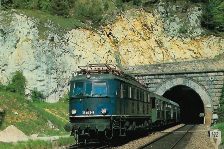 118 053-8 DB Schnellzuglokomotive bei Solnhofen. Eisenbahn Bestell-Nr. 10322