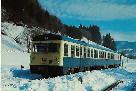 DB, dieselhydraulischer Triebwagenzug 628 015-0 im Bhf. Sibratshofen (Kempten-Isny). Eisenbahn Bestell-Nr. 10376