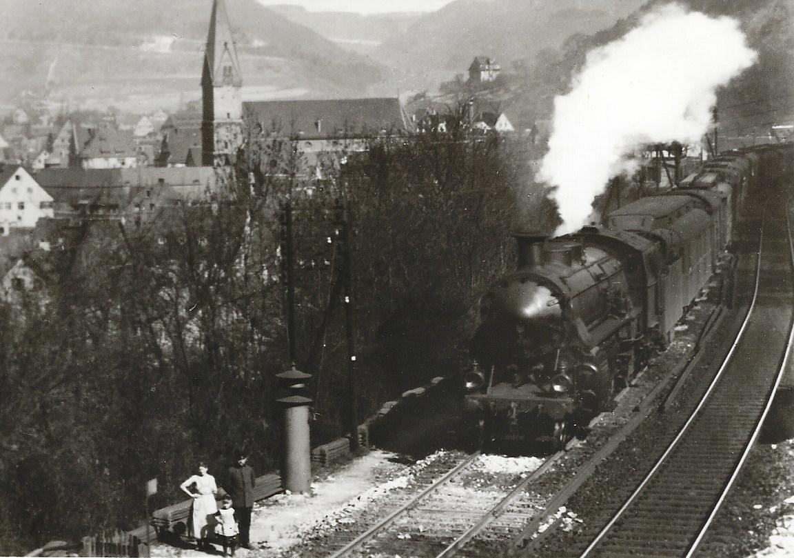 18 535 (bay. S 3/6) bei Wärterposten 78 auf der Geislinger Steige, 1930. Eisenbahn Bestell-Nr. 5185