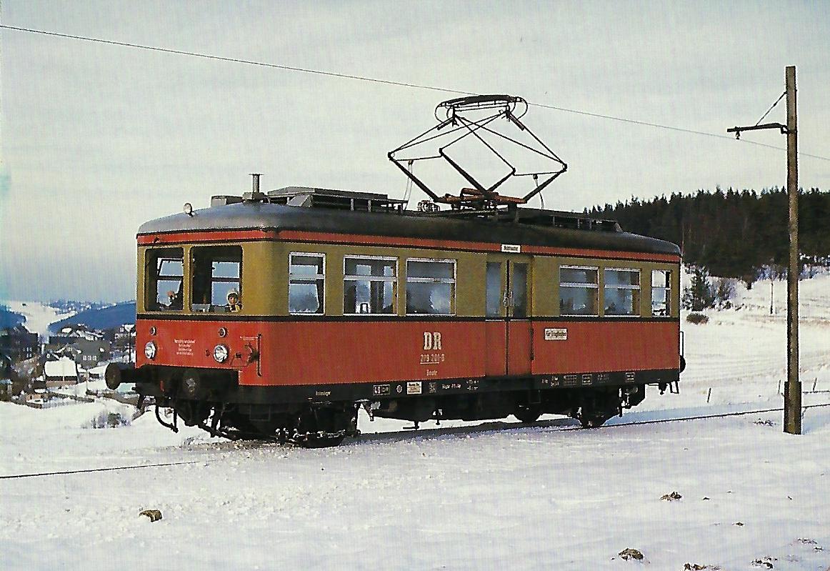 DR, Oberweißbacher Bergbahn, ET 279-201-8 bei Lichtenhain im Januar 1978. (10459)