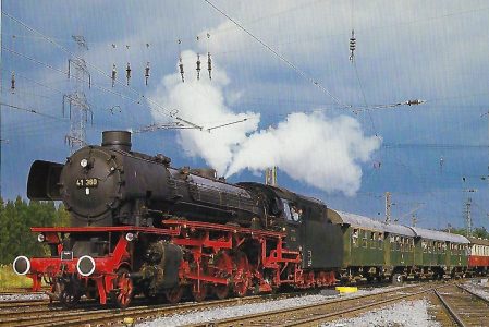DB, Eilgüterzuglokomotive mit Ölfeuerung 1987 auf der Wanne-Herner Eisenbahn. Eisenbahn Bestell-Nr. 10486