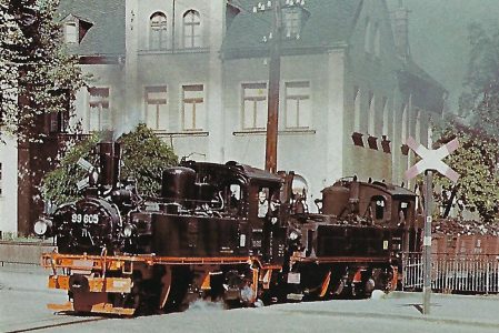 Älteste Schmalspurbahn Sachsens Wilkau-Haßlau – Carlsfeld im Sommer 1954 in Kirchberg. Eisenbahn Bestell-Nr. 50735